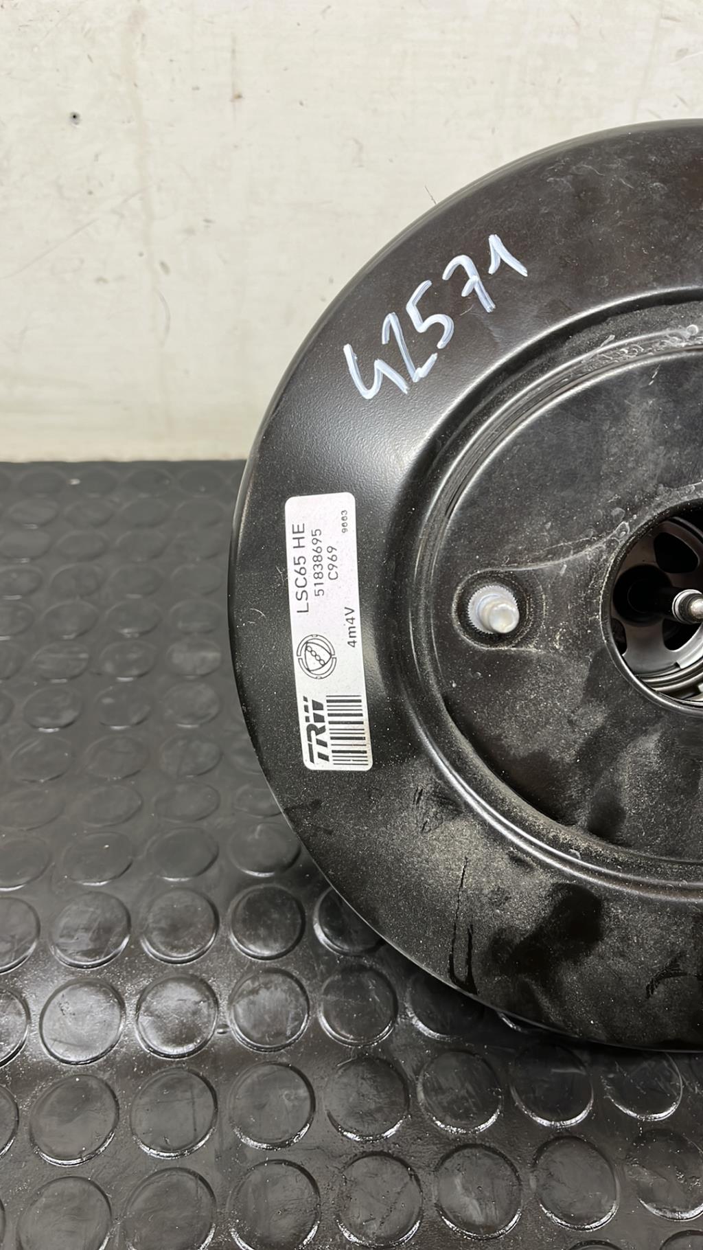 Mastervac FORD KA 2 PHASE 2 Essence - 1