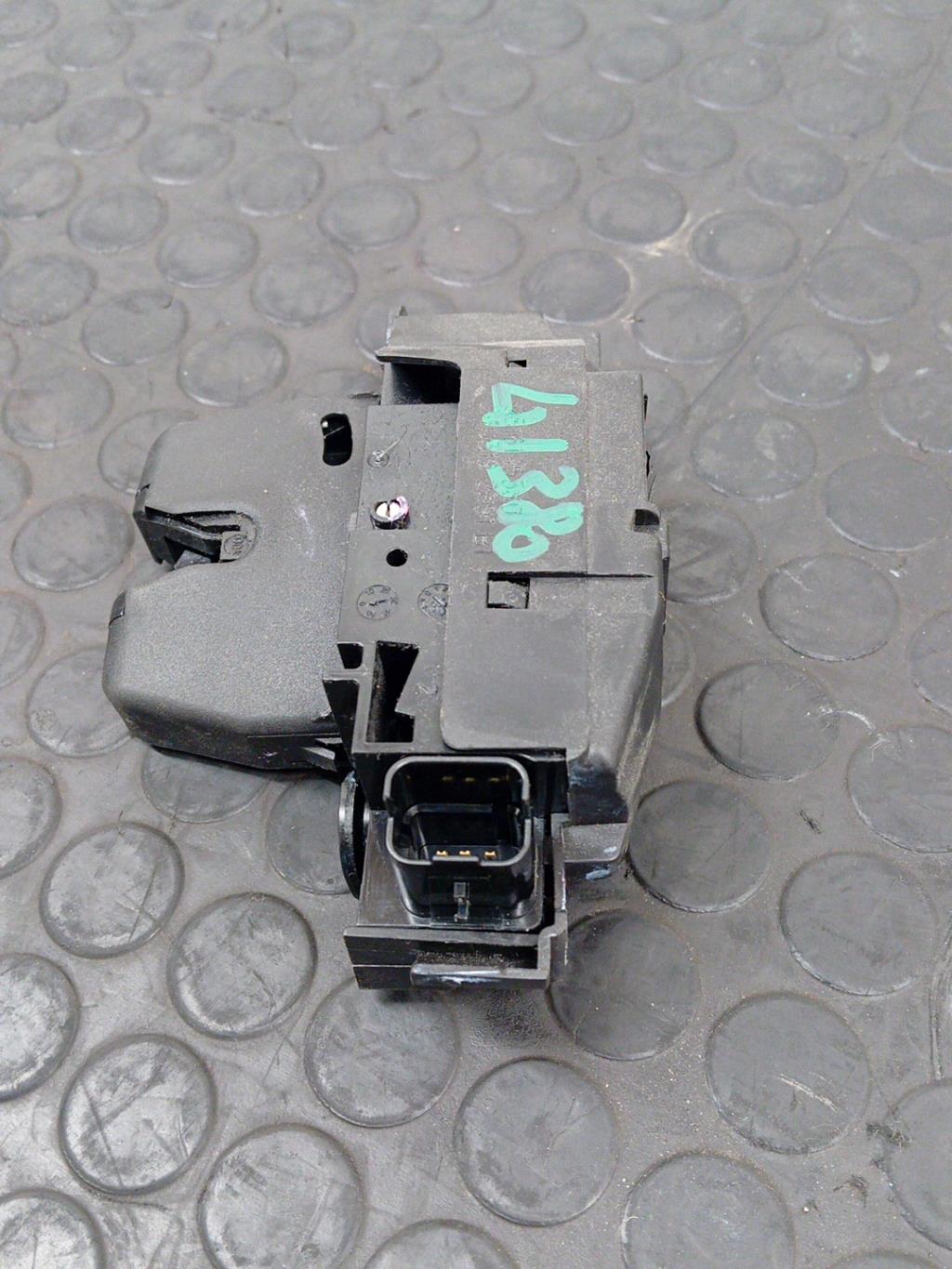 Serrure de coffre CITROEN C3 3 PHASE 1 Essence - 1