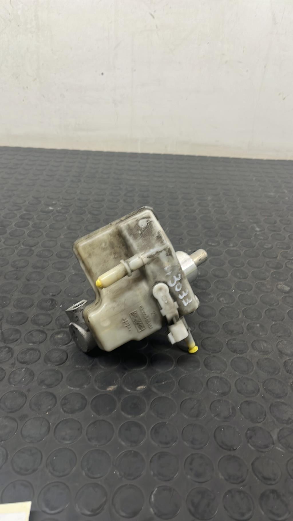 Maitre cylindre (freinage) FORD C-MAX 1 PHASE 2 Diesel - 1