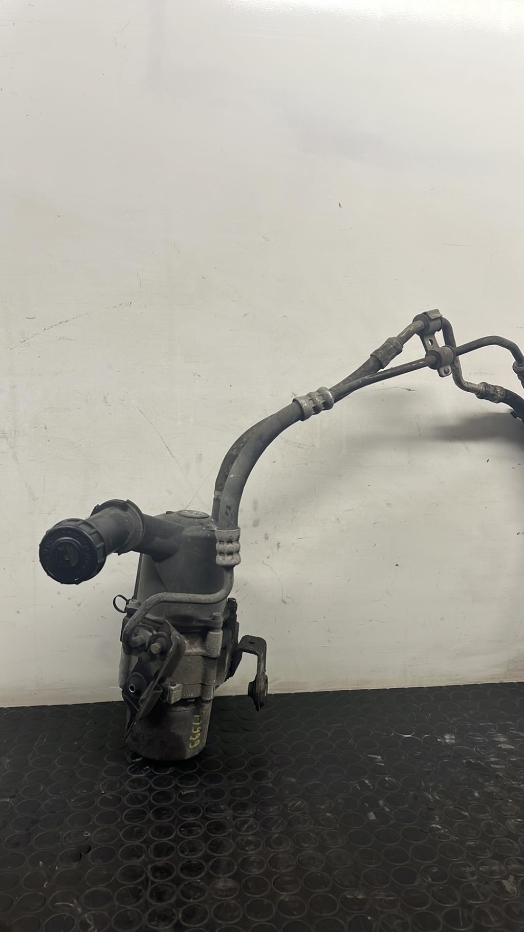 Pompe de direction CITROEN C4 1  - 1