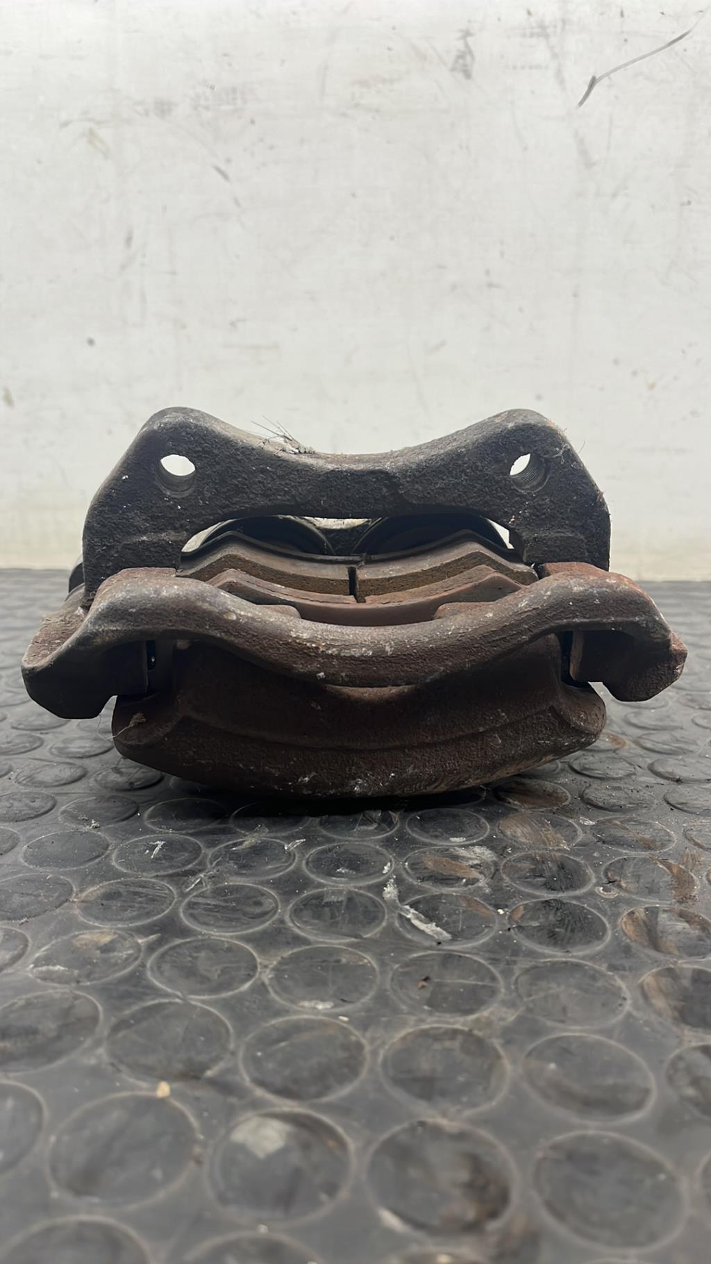 Etrier avant gauche (freinage) CITROEN C25 PHASE 2 Diesel - 1