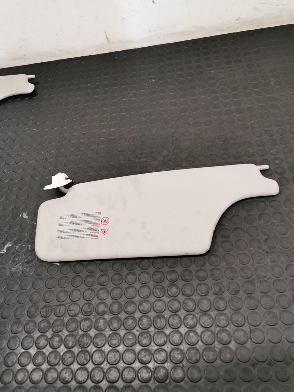 Pare soleil droit RENAULT MODUS PHASE 1 Essence - 1