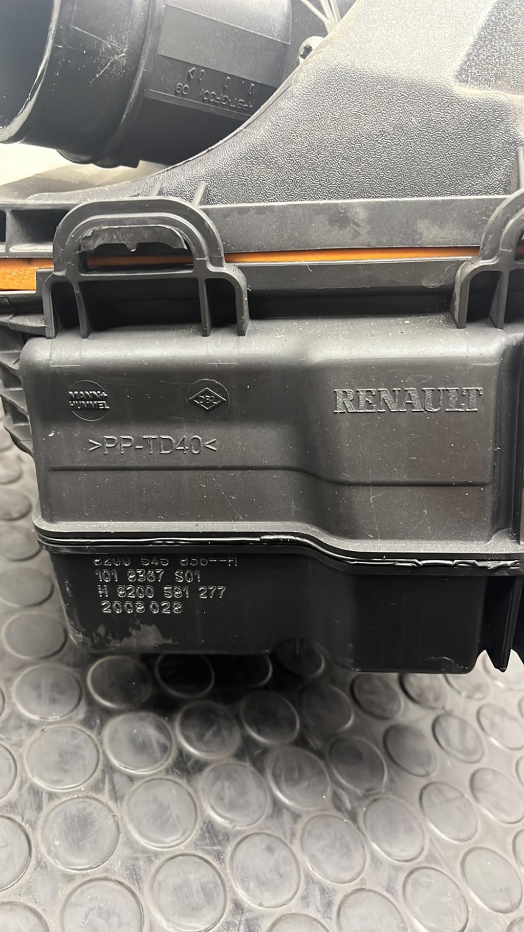 Boite a air RENAULT LAGUNA 3  - 1