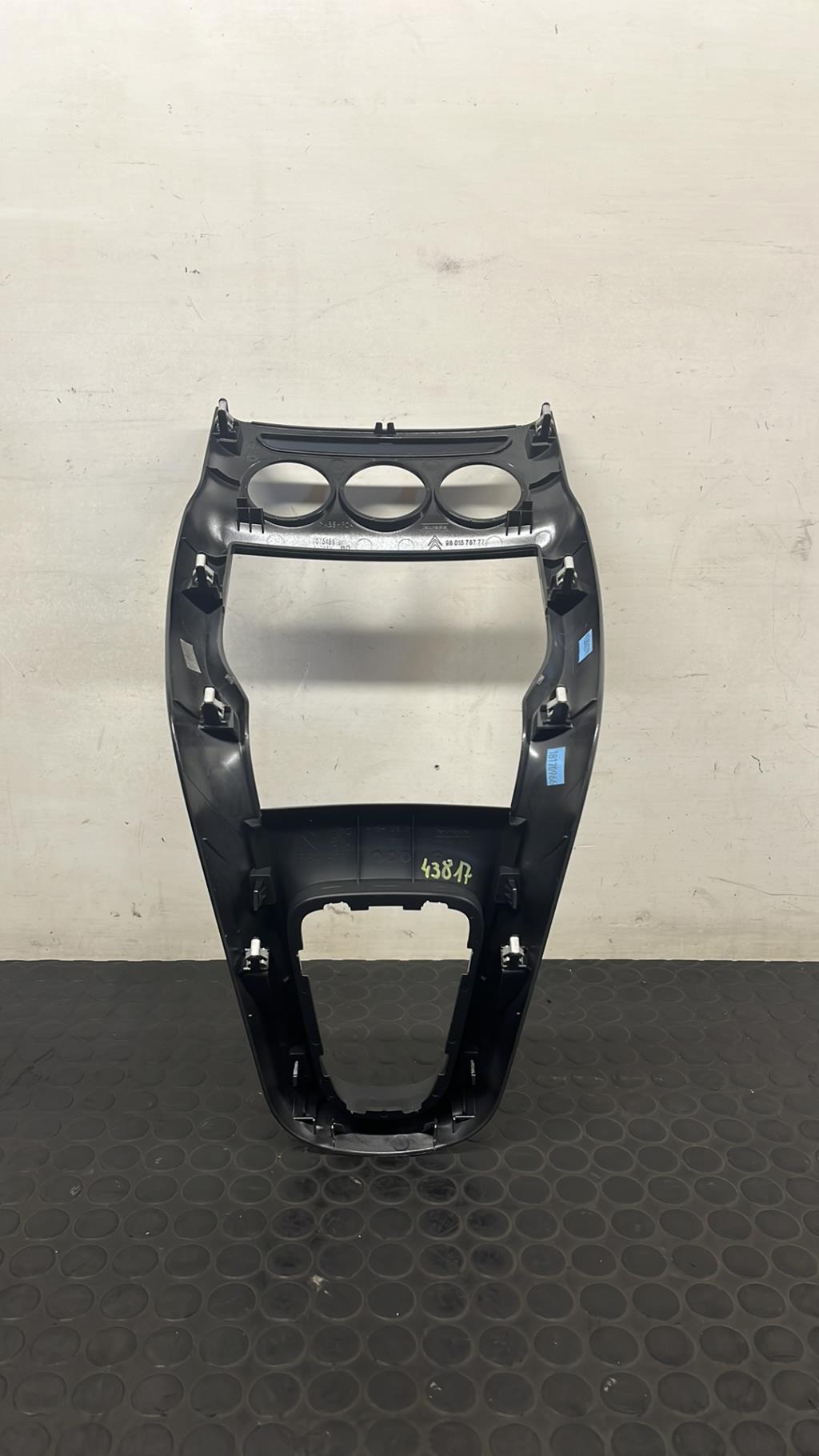 Console central (interieur plastique) CITROEN C3 2  - 1