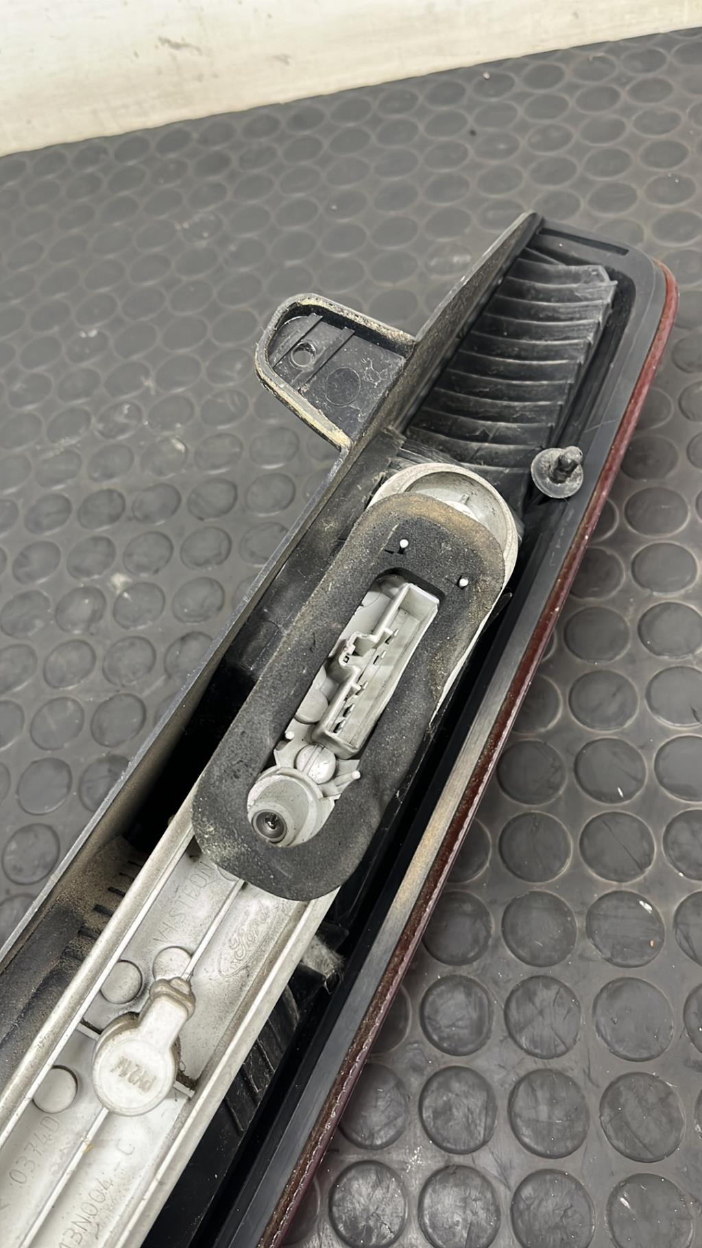 Feu arriere principal gauche (feux) FORD FOCUS 2 PHASE 1 BREAK Diesel - 1