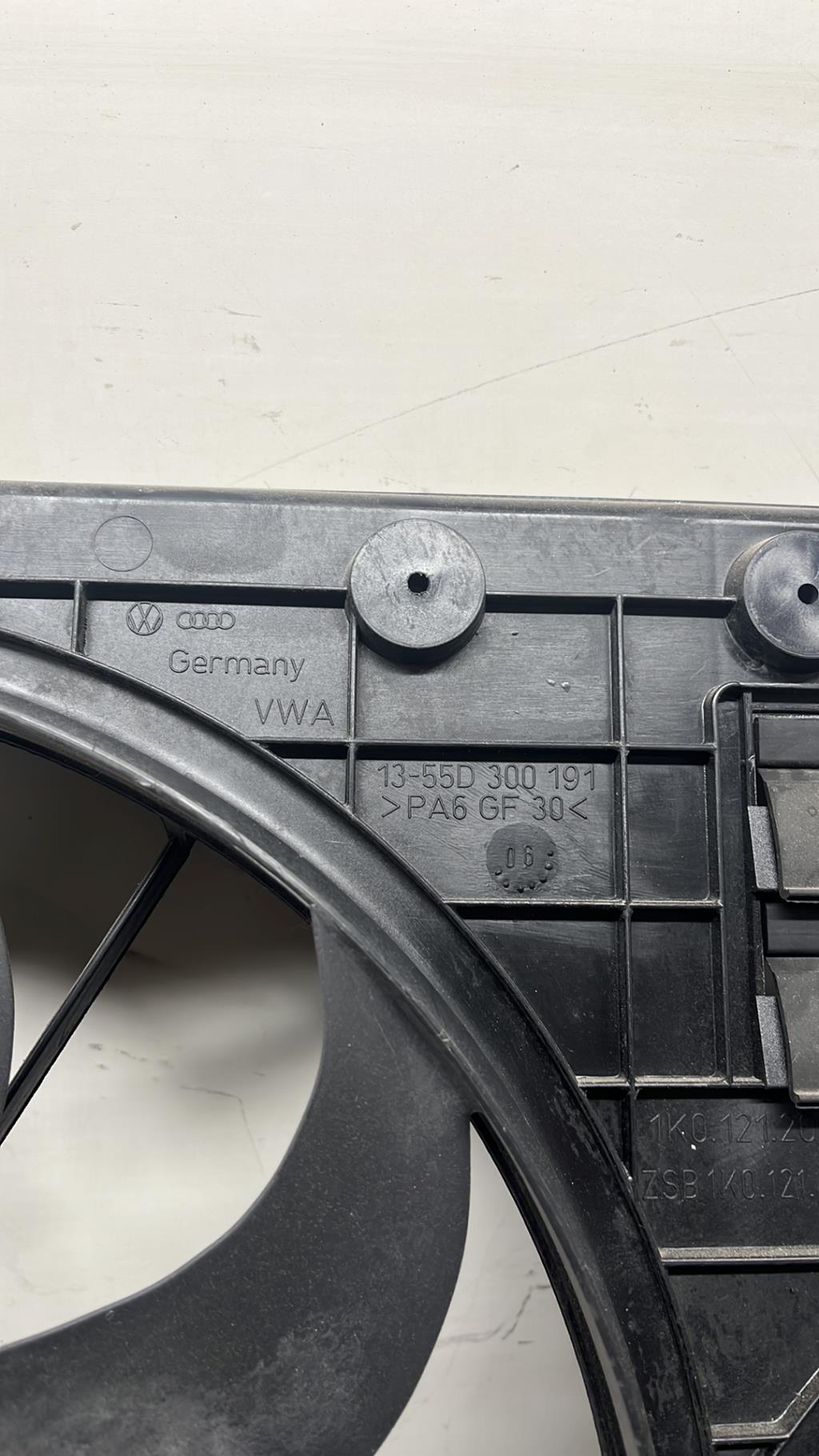 Moto ventilateur radiateur AUDI A3 2 PHASE 1  - 1