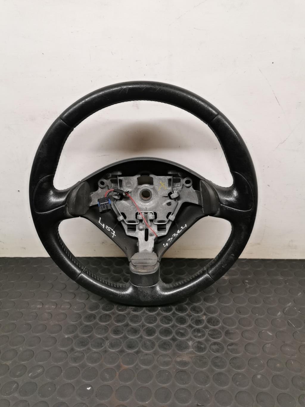 Volant PEUGEOT 407 PHASE 1 BREAK Diesel - 1