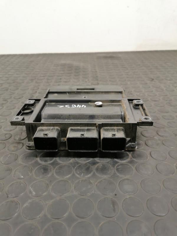 Calculateur RENAULT CLIO 3 PHASE 1 BREAK Diesel - 1