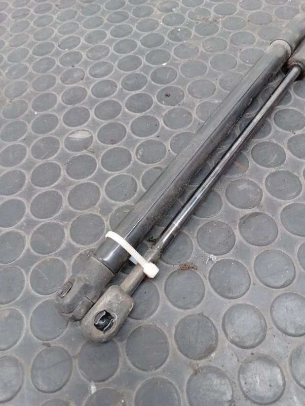 Verin de coffre MERCEDES CLASSE A 169 PHASE 2  - 1