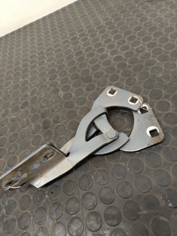 Charniere de capot CITROEN BERLINGO 1 PHASE 2 Diesel - 1