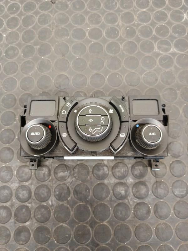 Commande chauffage PEUGEOT 3008 1  - 1