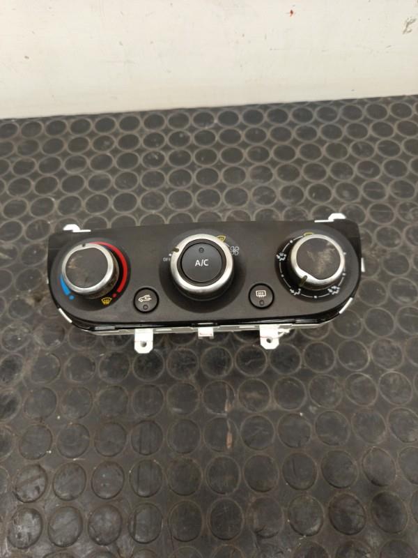 Commande chauffage RENAULT CLIO 4 PHASE 2 Diesel - 1