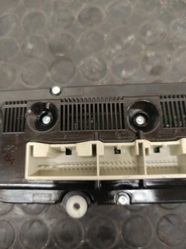 Commande chauffage VOLKSWAGEN PASSAT 5 BREAK Diesel - 1