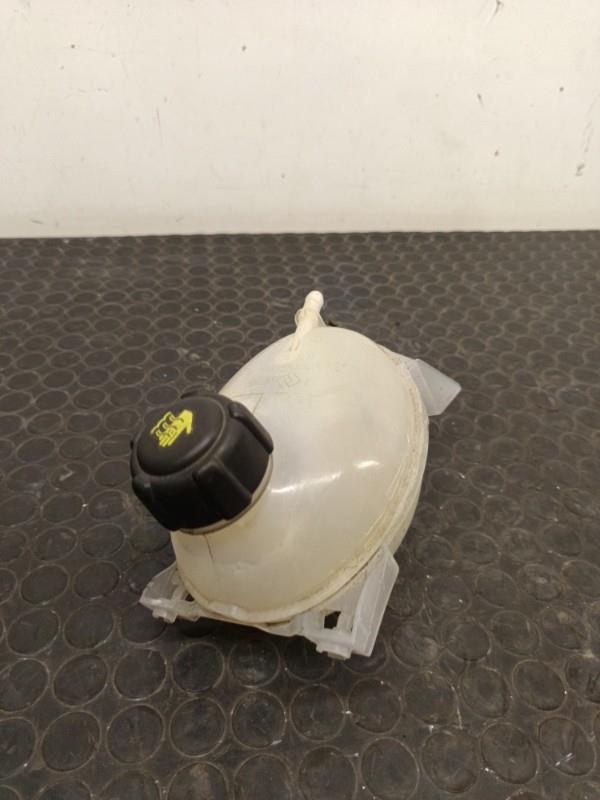 Vase d'expansion RENAULT CLIO 4 PHASE 2 Diesel - 1