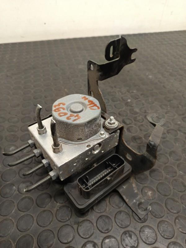 Bloc ABS (freins anti-blocage) RENAULT CLIO 4 PHASE 1  - 1