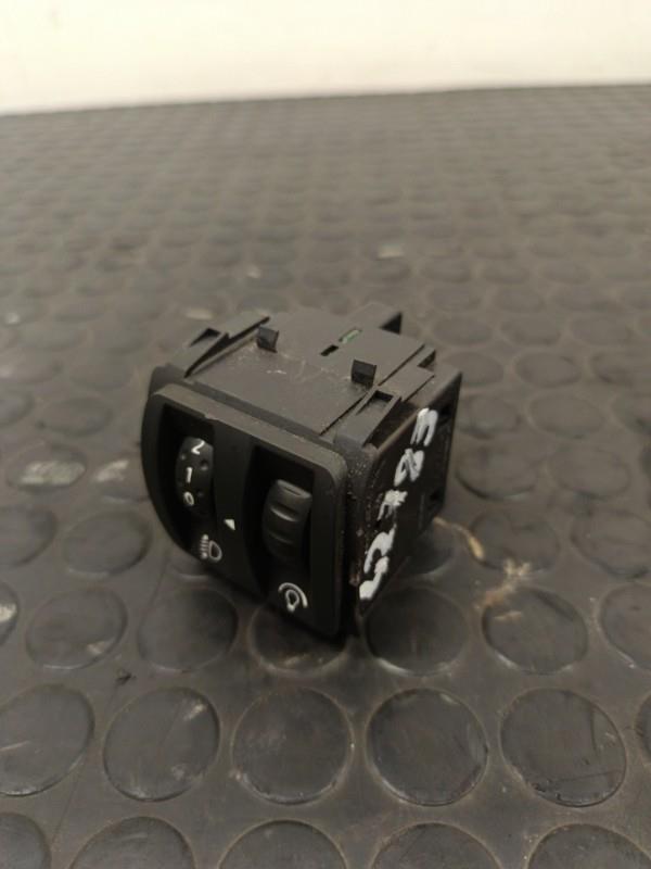Commande de reglage hauteur de phare RENAULT CLIO 4  - 1