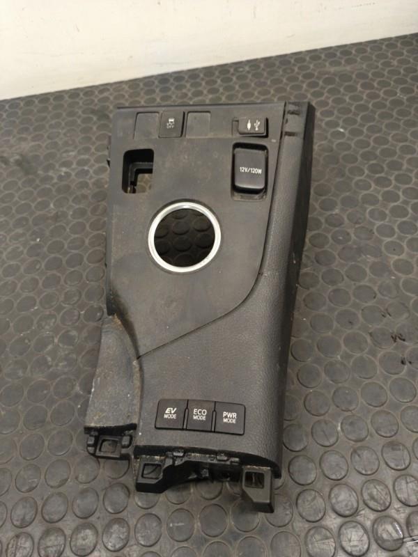 Console central (interieur plastique) TOYOTA AURIS 2 PHASE 2 Essence/Hybride - 1