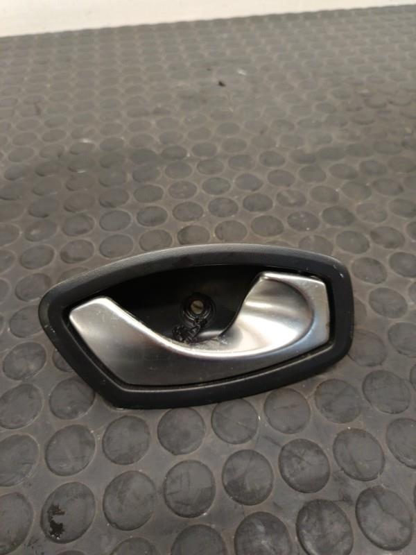 Poignee interieur arriere droit RENAULT CLIO 4  - 1