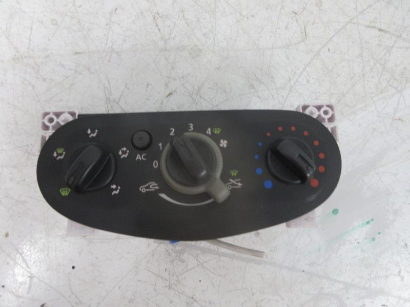 Commande chauffage DACIA SANDERO 1 Diesel - 1