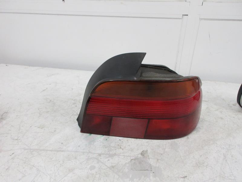 Fanale posteriore principale destro (luci) BMW SERIE 5 E39 PHASE 2 Diésel - 1
