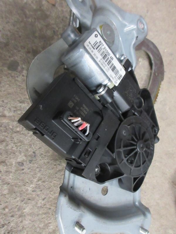 Alzacristalli elettrico posteriore sinistro RENAULT SCENIC 3 PHASE 1 Diésel - 1