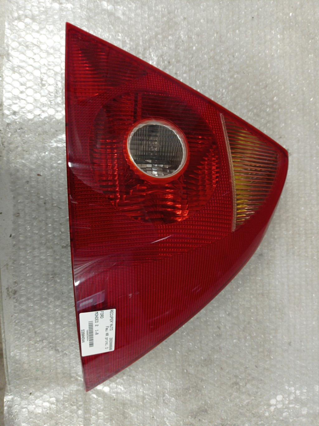 Fanale posteriore principale destro (luci) FORD MONDEO 2 Gasolina - 1