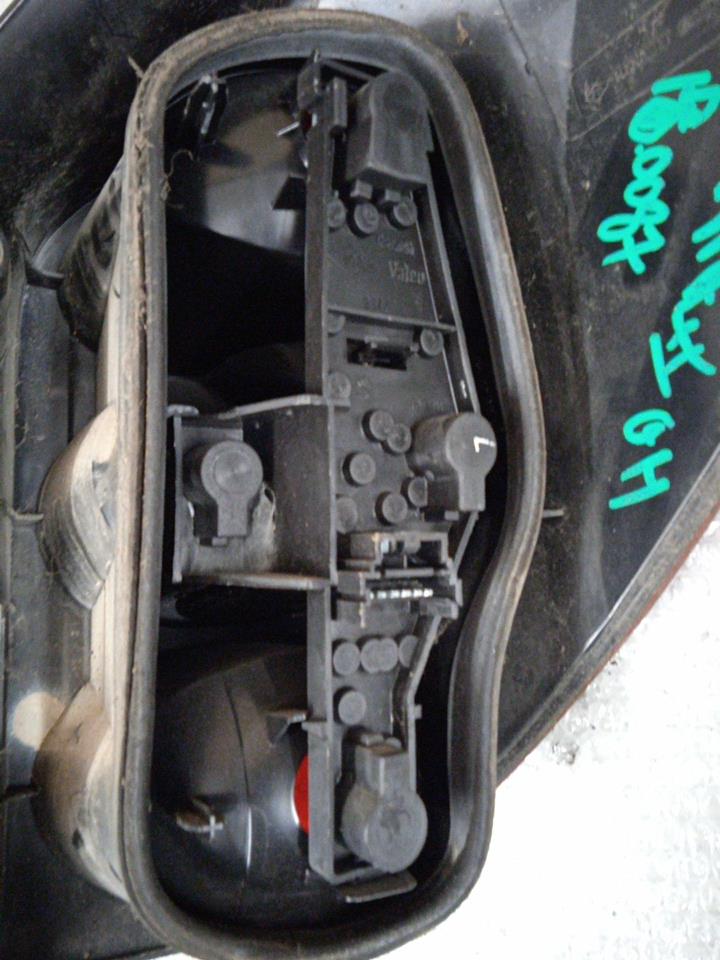 Fanale posteriore principale sinistro (luci) RENAULT LAGUNA 2 PHASE 1 BREAK Diésel - 1