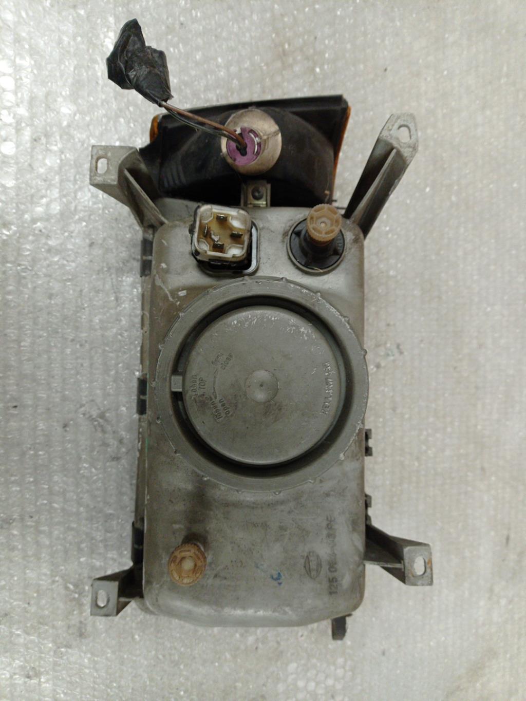 Gruppo ottico anteriore principale destro (luci)(faro) VOLVO 340 Diésel - 1