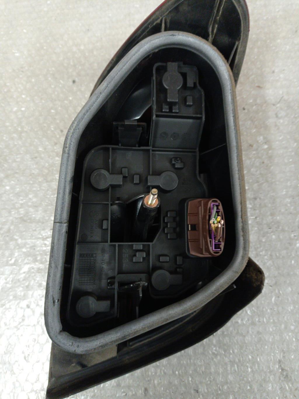 Fanale posteriore principale destro (luci) CITROEN XSARA PHASE 1 Diésel - 1