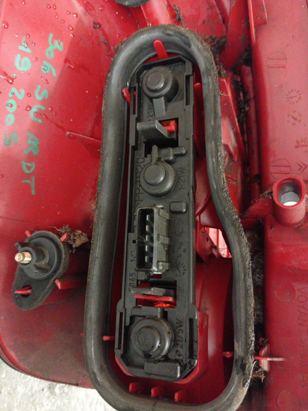 Fanale posteriore principale destro (luci) PEUGEOT 306 BREAK Gasolina - 1