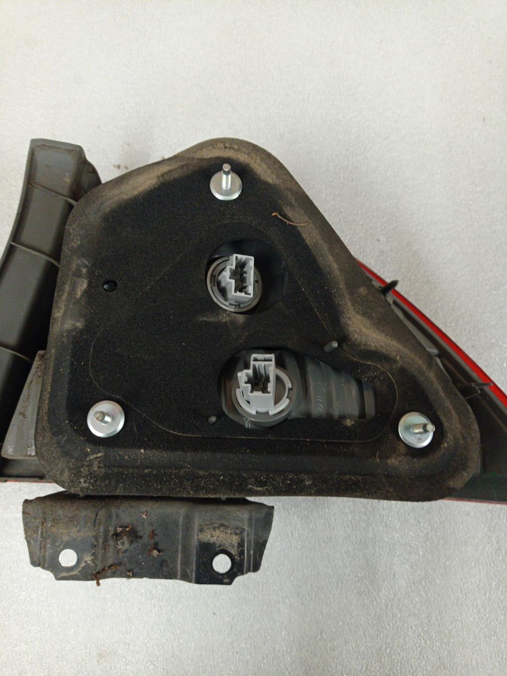 Fanale posteriore principale sinistro (luci) HONDA CIVIC 7 PHASE 1 Gasolina/Híbrido - 1