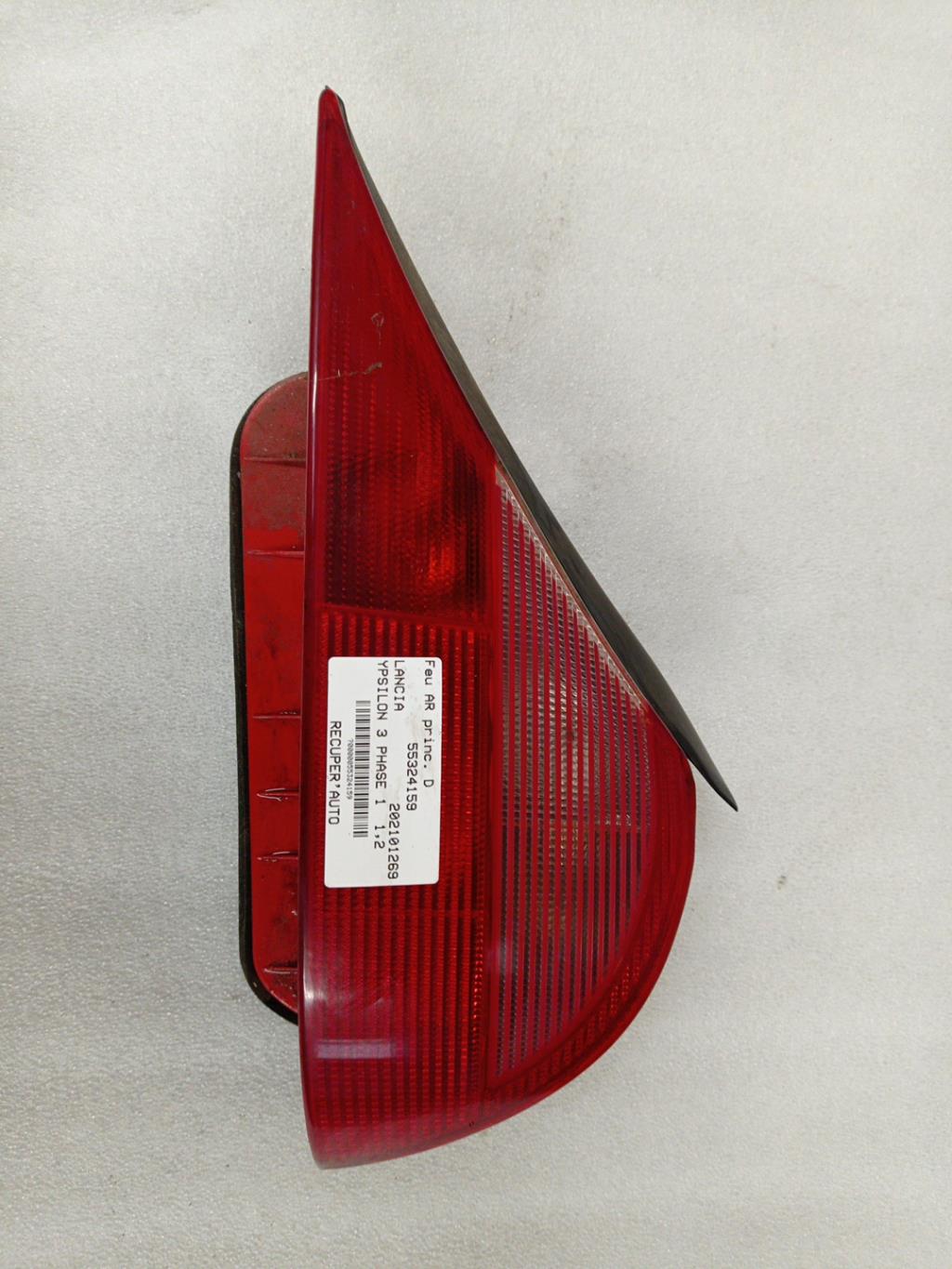 Fanale posteriore principale destro (luci) LANCIA YPSILON 3 PHASE 1 Gasolina - 1