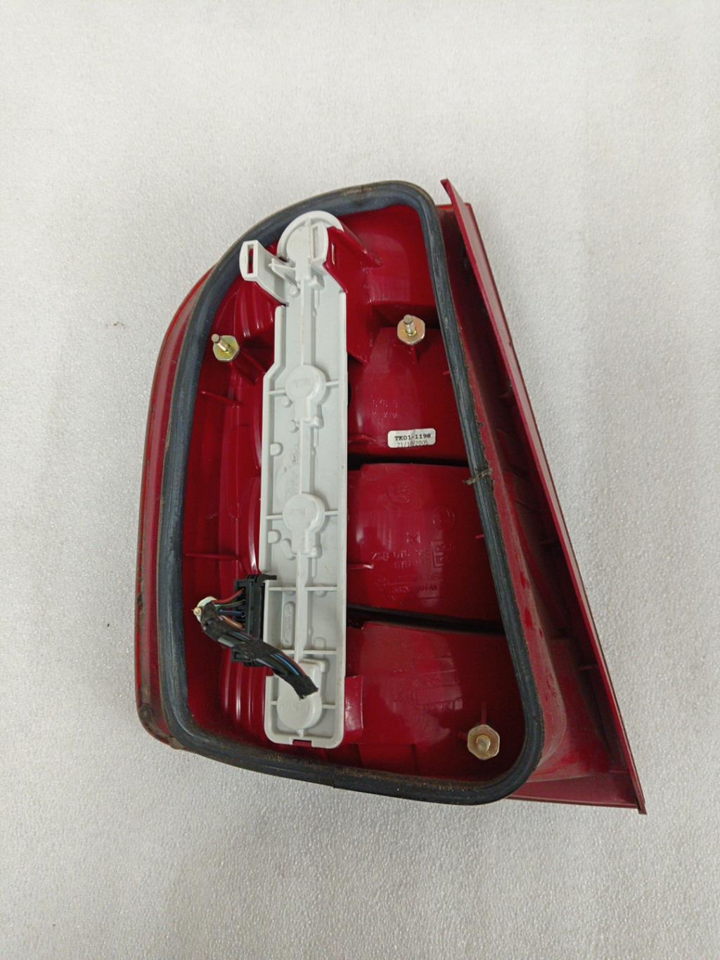 Fanale posteriore principale destro (luci) SKODA FABIA 1 PHASE 2 Diésel - 1