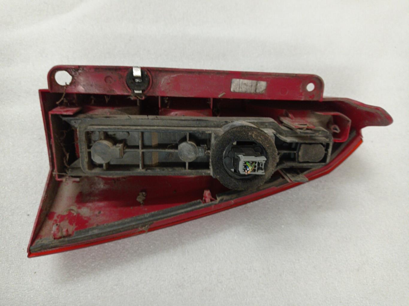 Fanale posteriore principale sinistro (luci) FORD FOCUS 1 BREAK Gasolina - 1