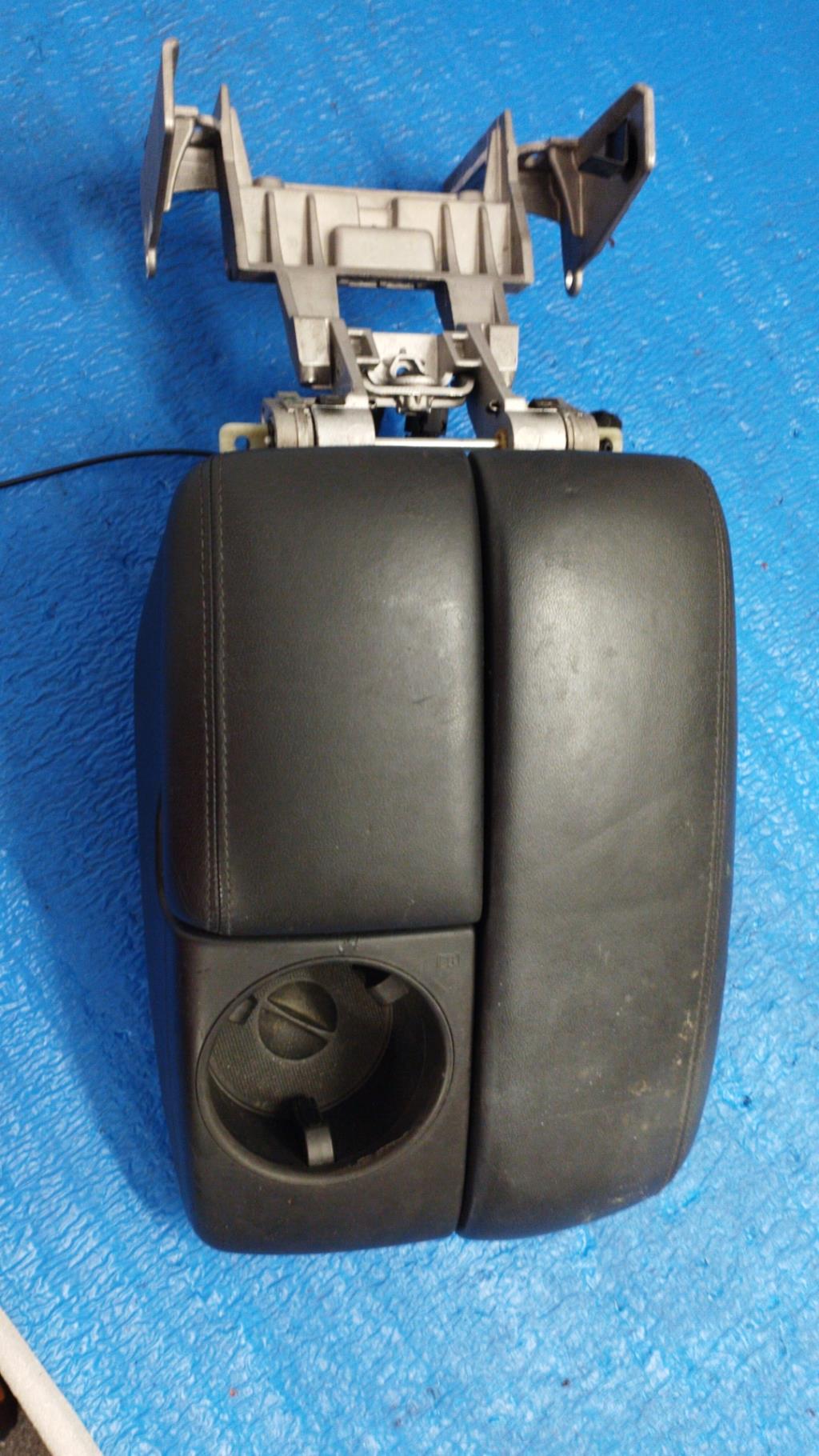 Accoudoir AUDI Q7 1 PHASE 1 Diesel - 1