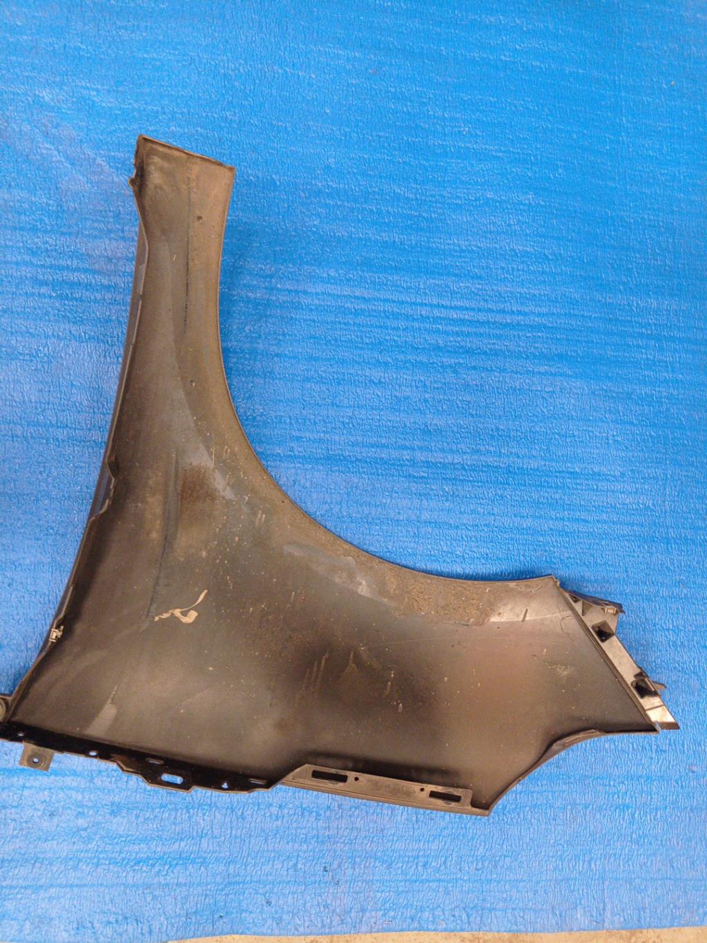 Parafango anteriore destro RENAULT GRAND SCENIC 3 PHASE 1 Diésel - 1
