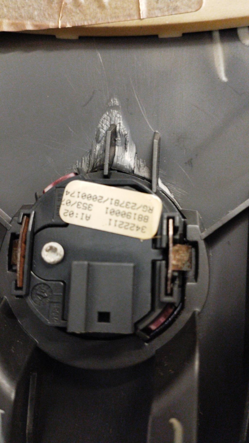 Bouton de warning MINI MINI 2 R56 PHASE 1 Diesel - 1