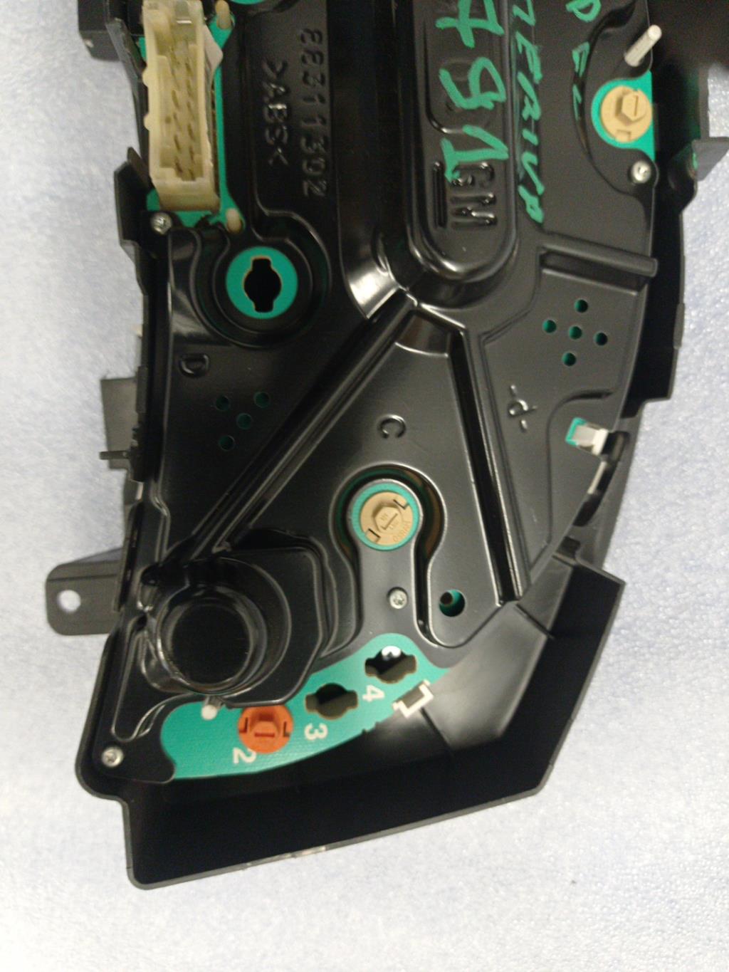 Compteur OPEL MERIVA A PHASE 1 Essence - 1