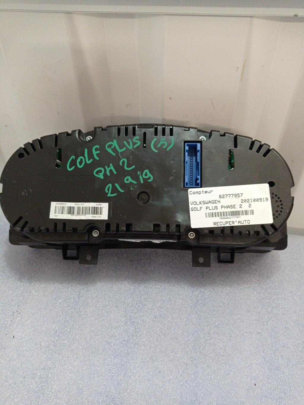 Compteur VOLKSWAGEN GOLF PLUS PHASE 2 Diesel - 1
