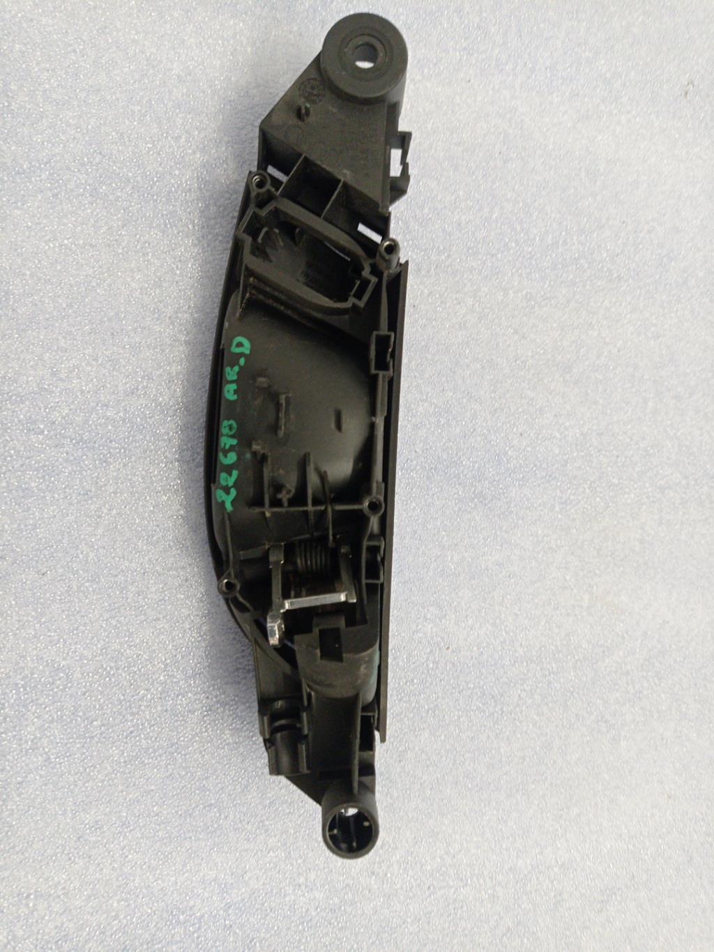 Maniglia interna posteriore destra AUDI Q7 1 PHASE 1 Diésel - 1