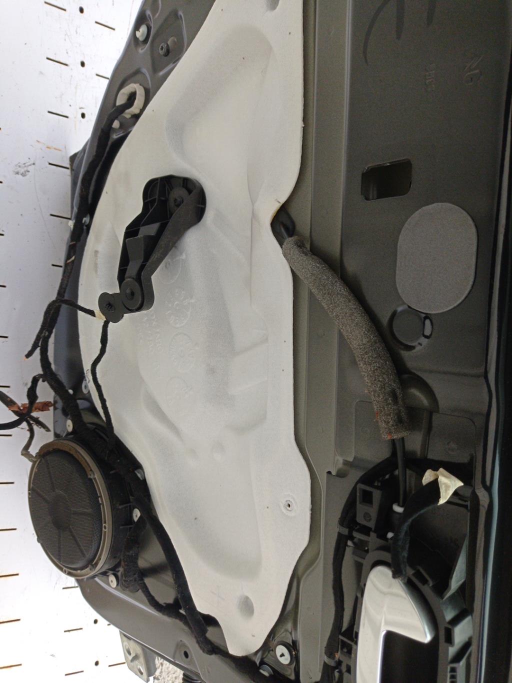 Puerta trasera izquierda CITROEN C5 2 Diésel - 1