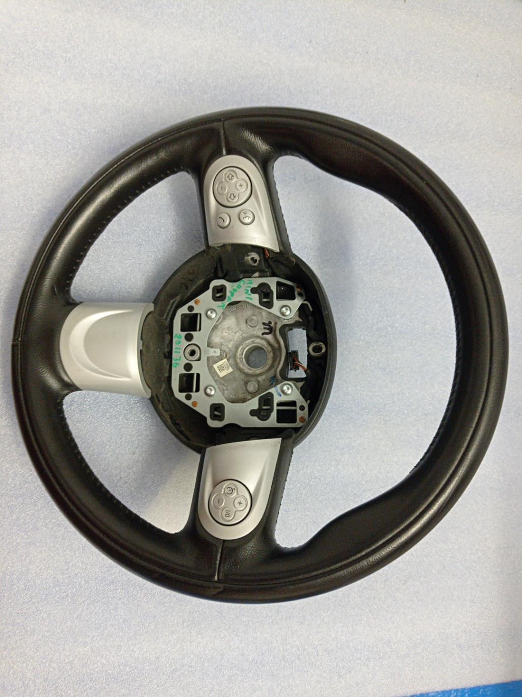 Volant MINI MINI 2 R56 PHASE 1 Diesel - 1