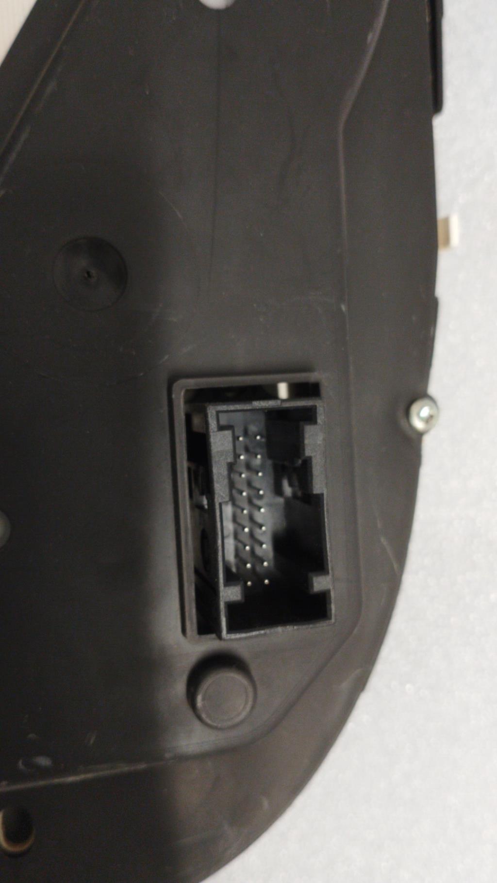 Compteur VOLKSWAGEN GOLF 4 Essence - 1