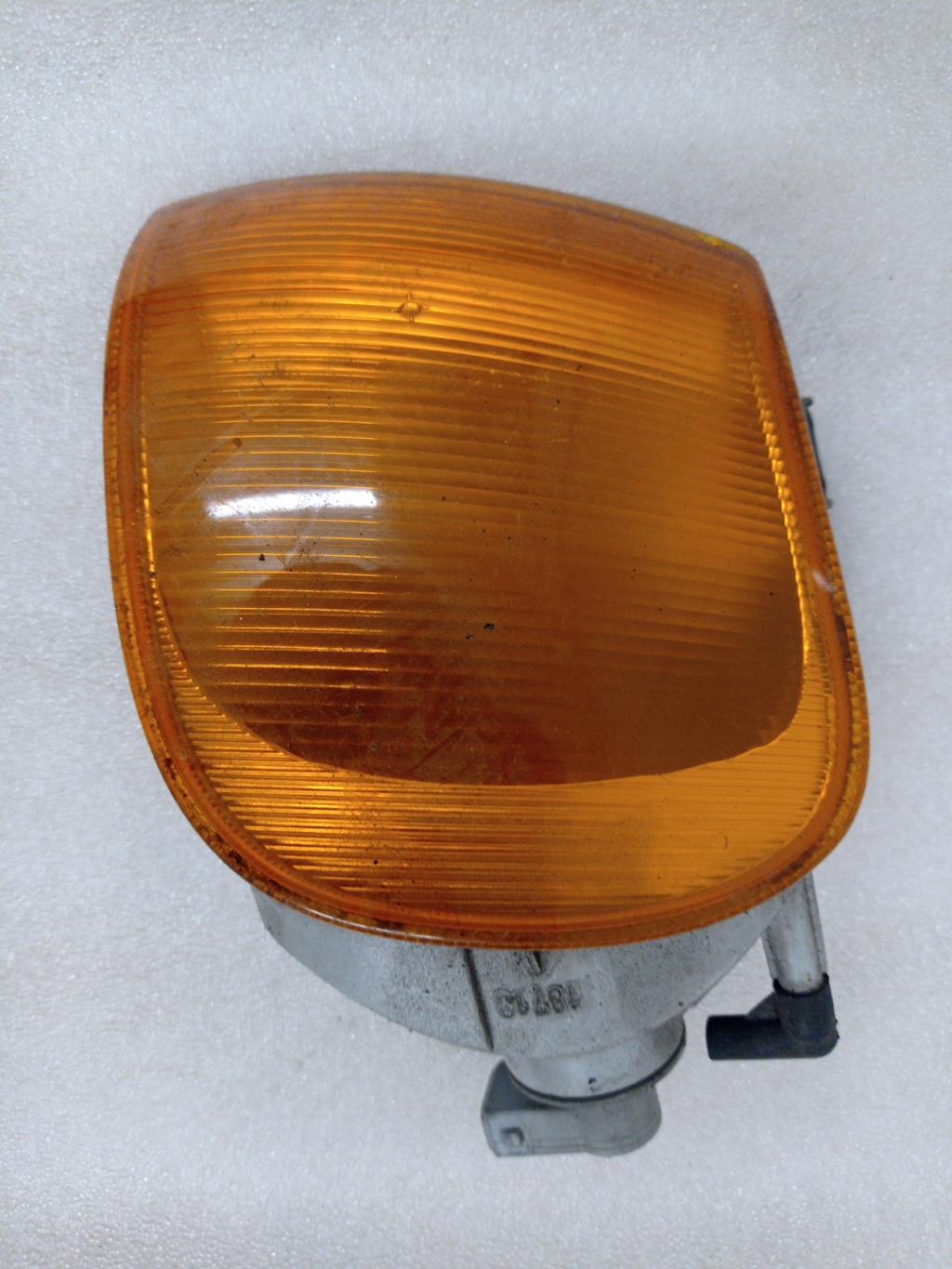 Ripetitore lampeggiante anteriore sinistro (Luci) VOLKSWAGEN POLO 3 PHASE 1 Gasolina - 1