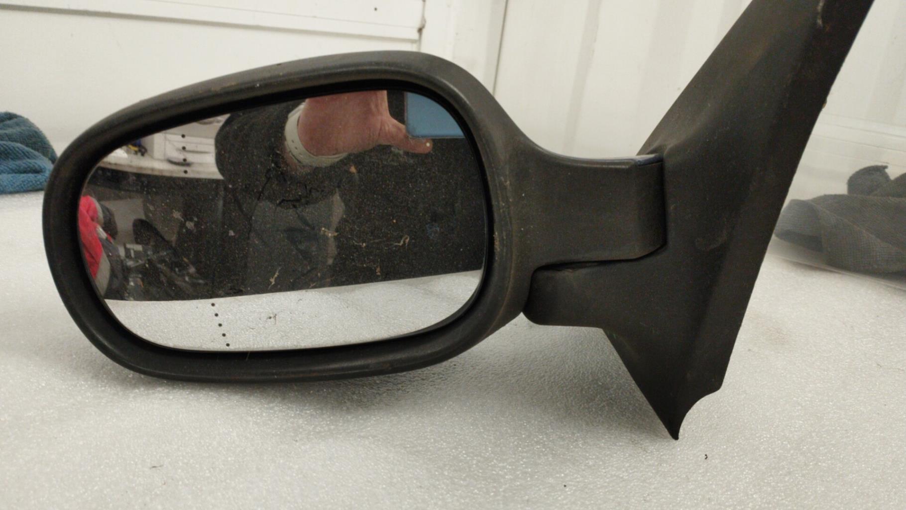 Retrovisor izquierdo RENAULT CLIO 2 PHASE 1 Gasolina - 1