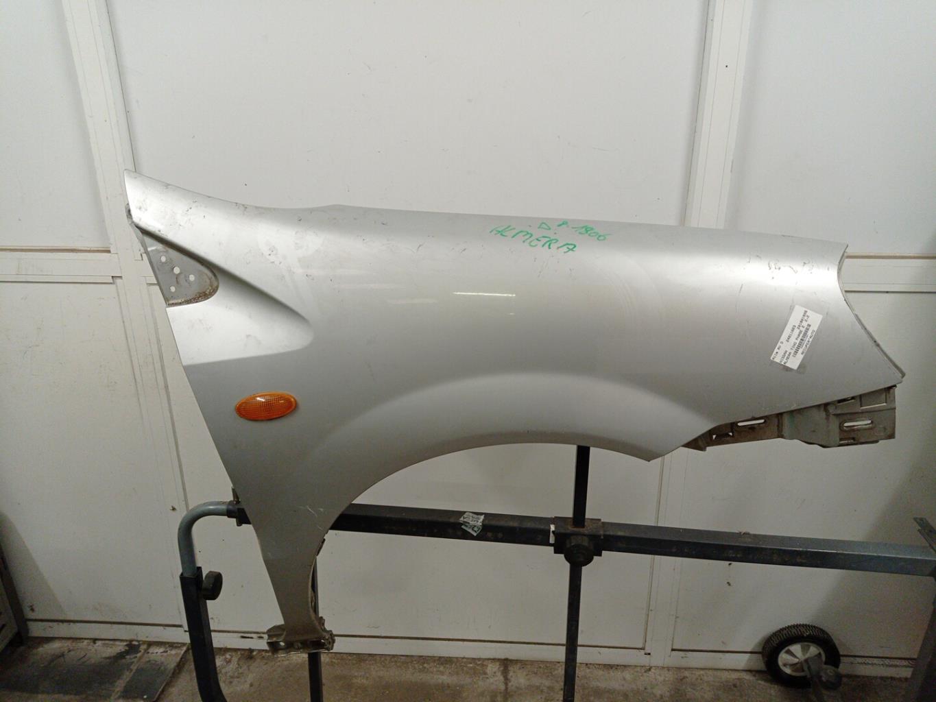 Parafango anteriore destro NISSAN ALMERA TINO PHASE 2 Diésel - 1