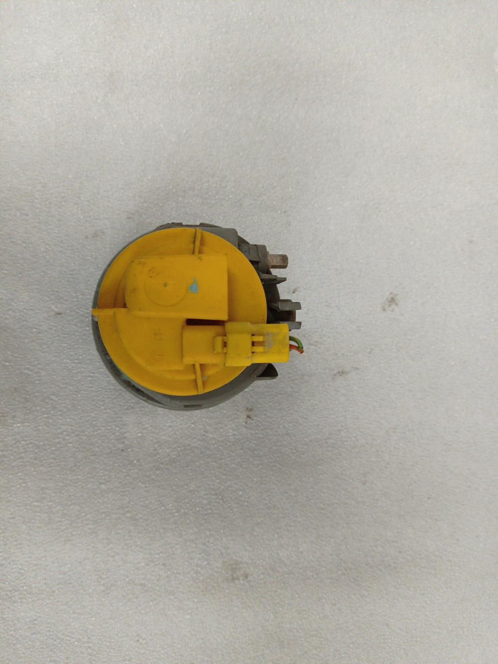 Fendinebbia sinistro (luce) CITROEN C3 PLURIEL PHASE 1 CABRIOLET Gasolina - 1