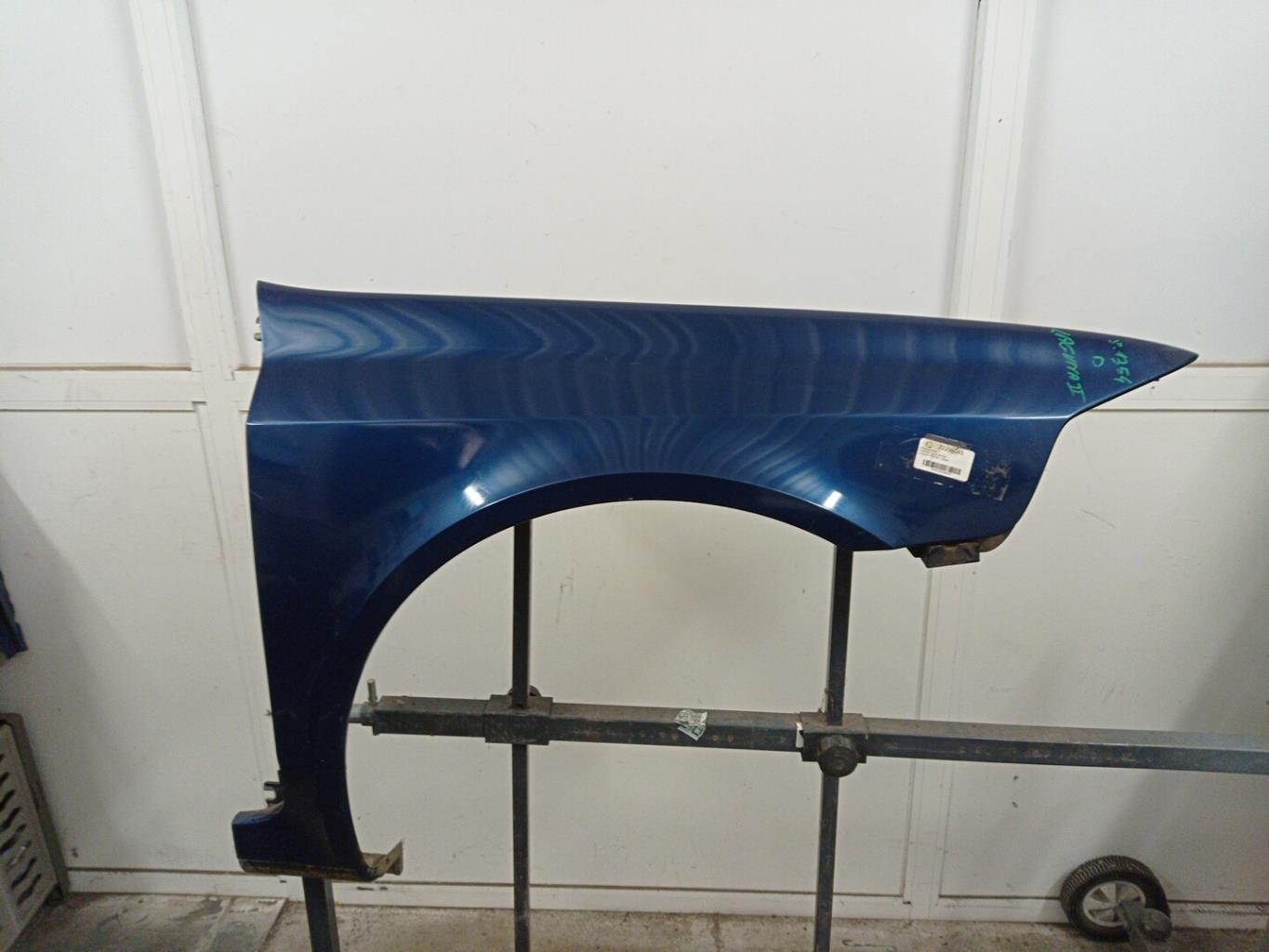 Parafango anteriore destro RENAULT LAGUNA 2 PHASE 1 Diésel - 1