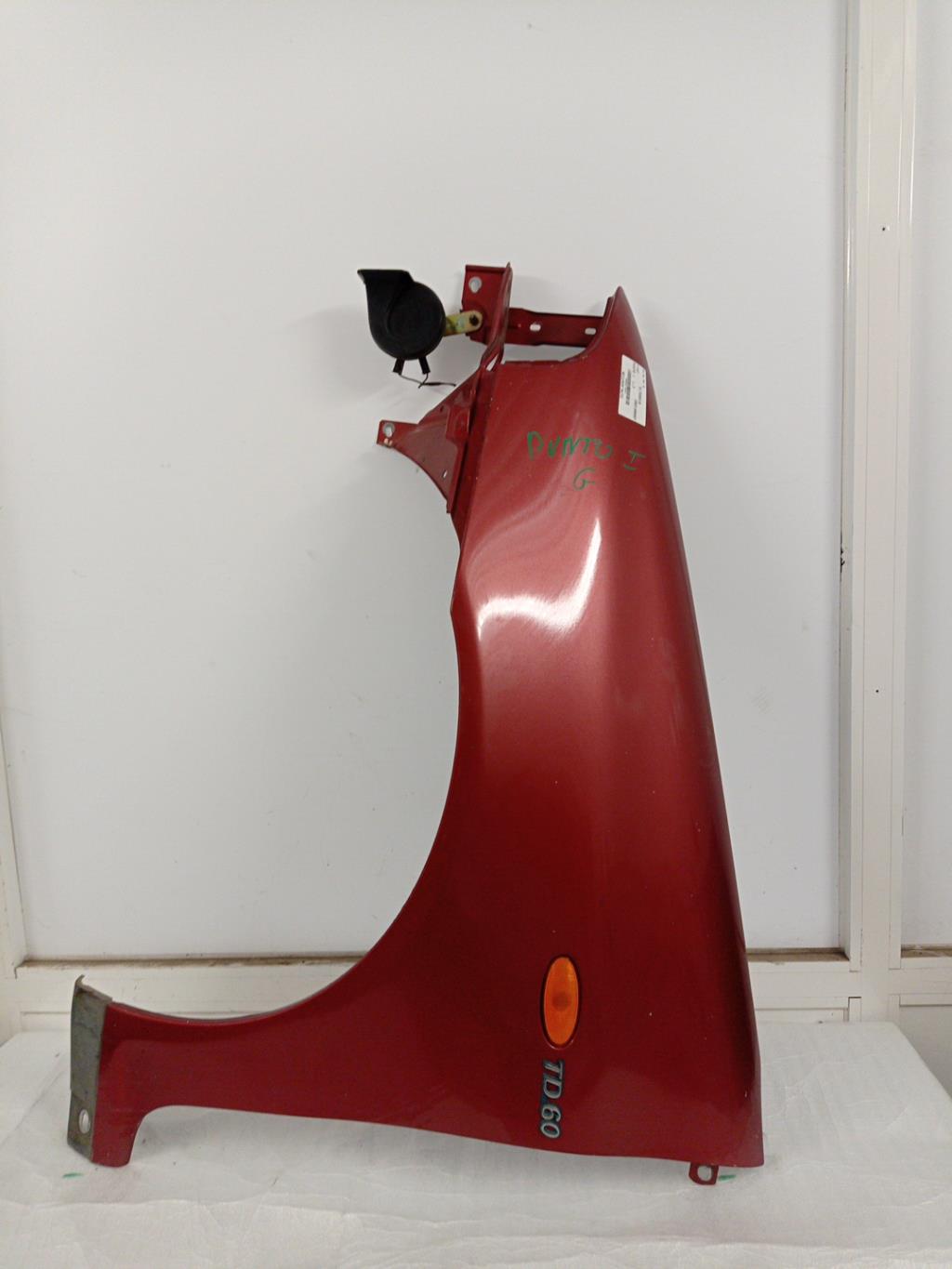 Parafango anteriore sinistro FIAT PUNTO 1  - 1