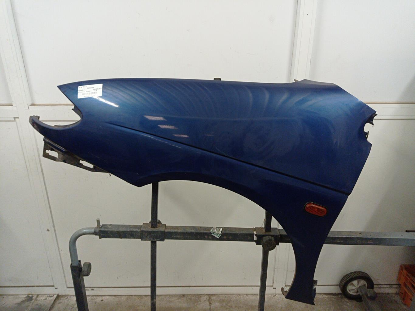 Aile avant gauche RENAULT SCENIC 1 PHASE 1 Essence - 1
